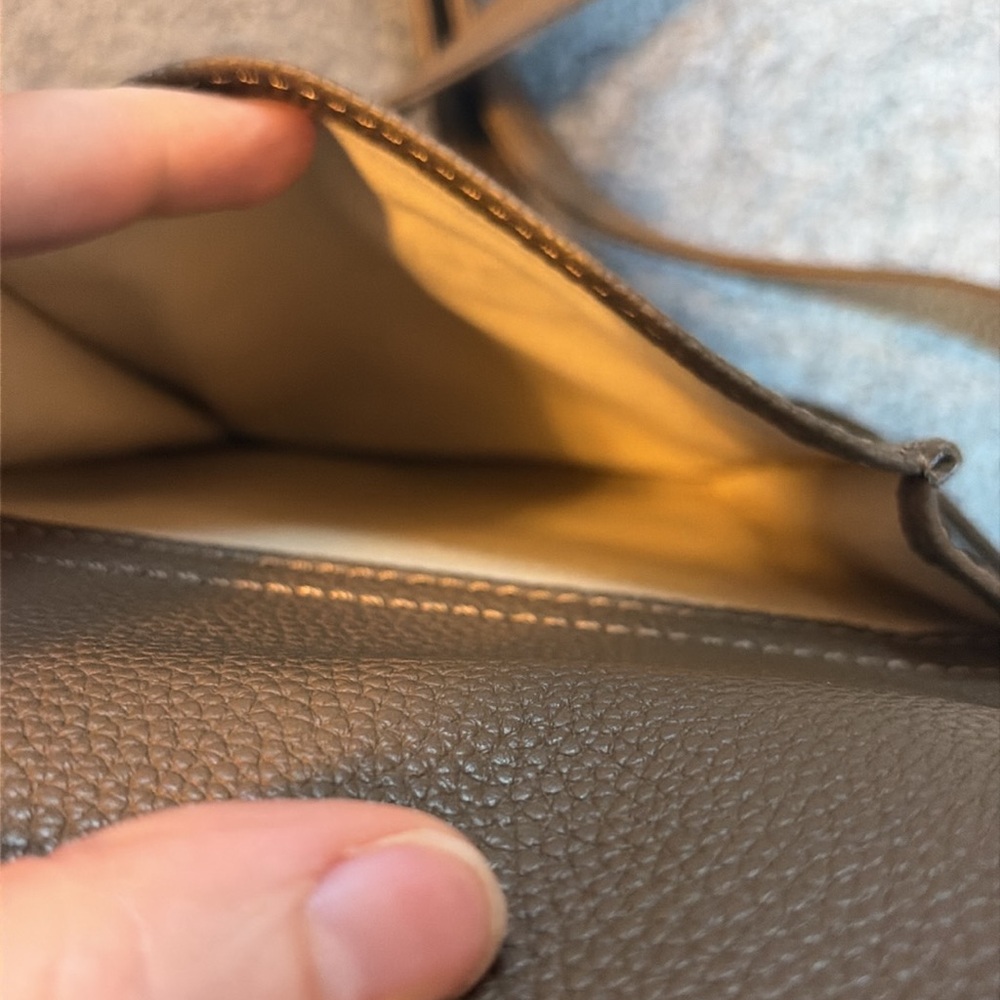 Minooy crossbody - Picture 7 of 8